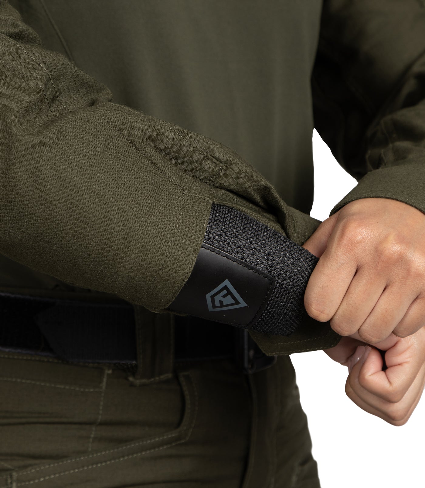 Elbow Pad Pocket on Women's Defender Shirt in OD Green