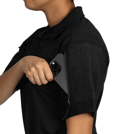 Close-Up of pocket on Women's V2 Responder SS Shirt in Black